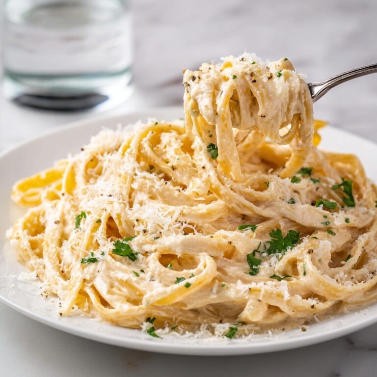 Creamy Alfredo Sauce for Fettuccine Recipe